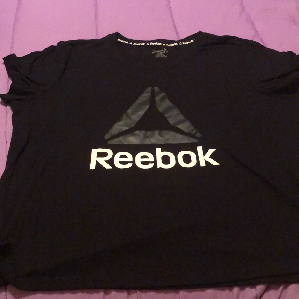 Black Reebok 2x shirt
